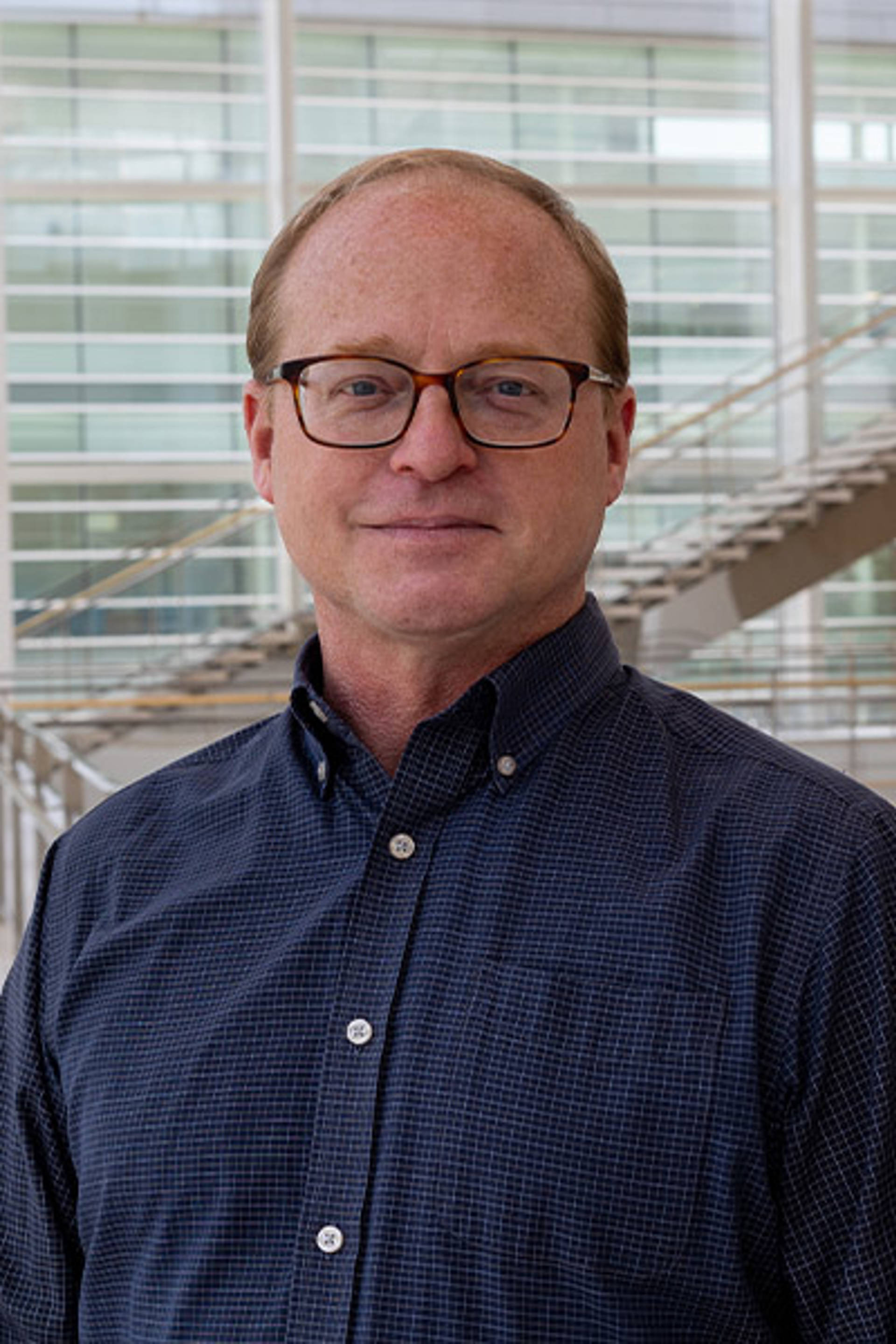 Tim Ross headshot